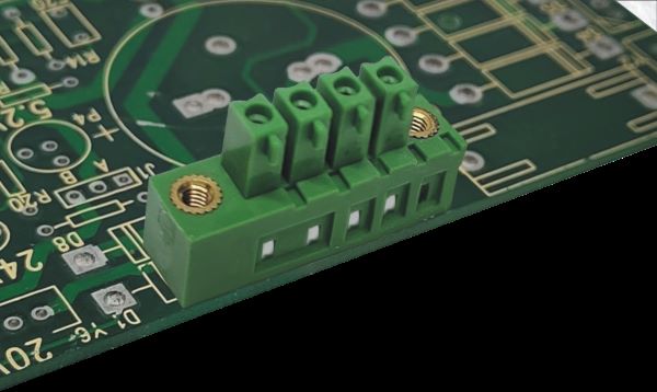 Dettaglio connessioni elettriche